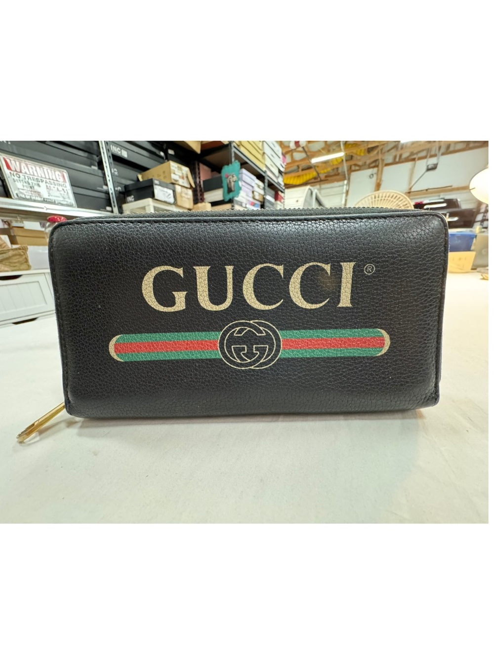 Gucci Black Leather Zip-Around Wallet with Green and Red Stripe Logo - Picture 1 of 9